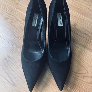 New Balenciaga suede pumps 8.5 / 38.5